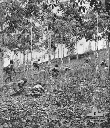 10 Feb Japanese soldiers at Bukit Timah hill